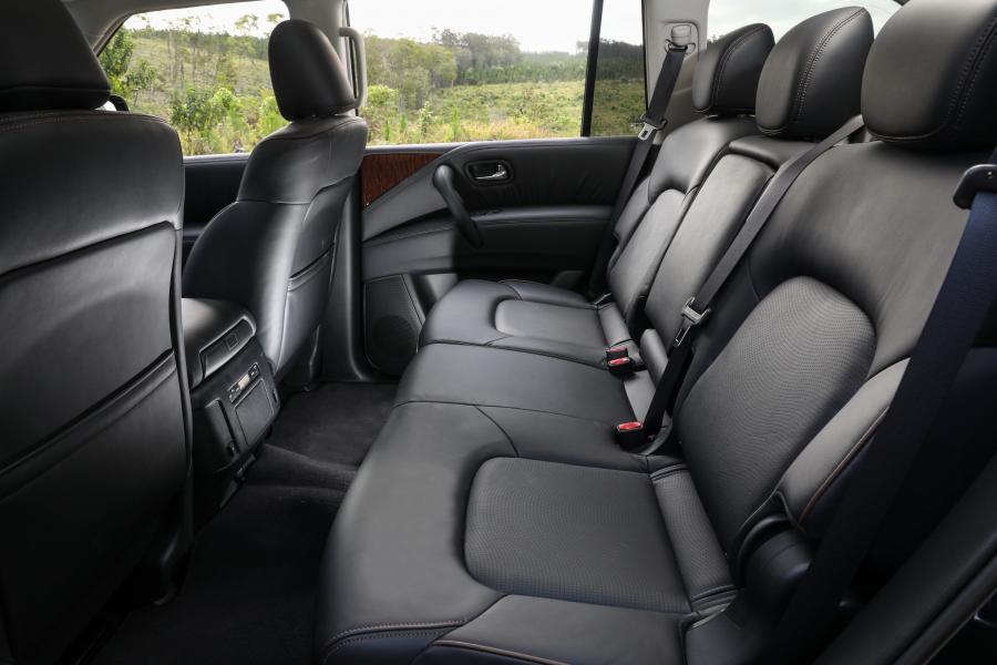 Интерьер Nissan Patrol Ti (Y62) 2019 года  (AU) (фото 3 из 29)